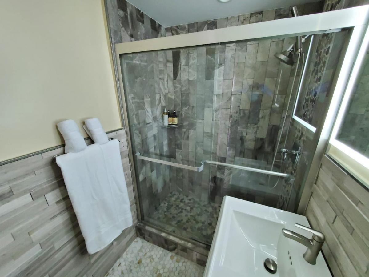 Just Renovated 3 Br/2Bath/ Parking+ Downtown View Apartment Atlanta Exterior photo